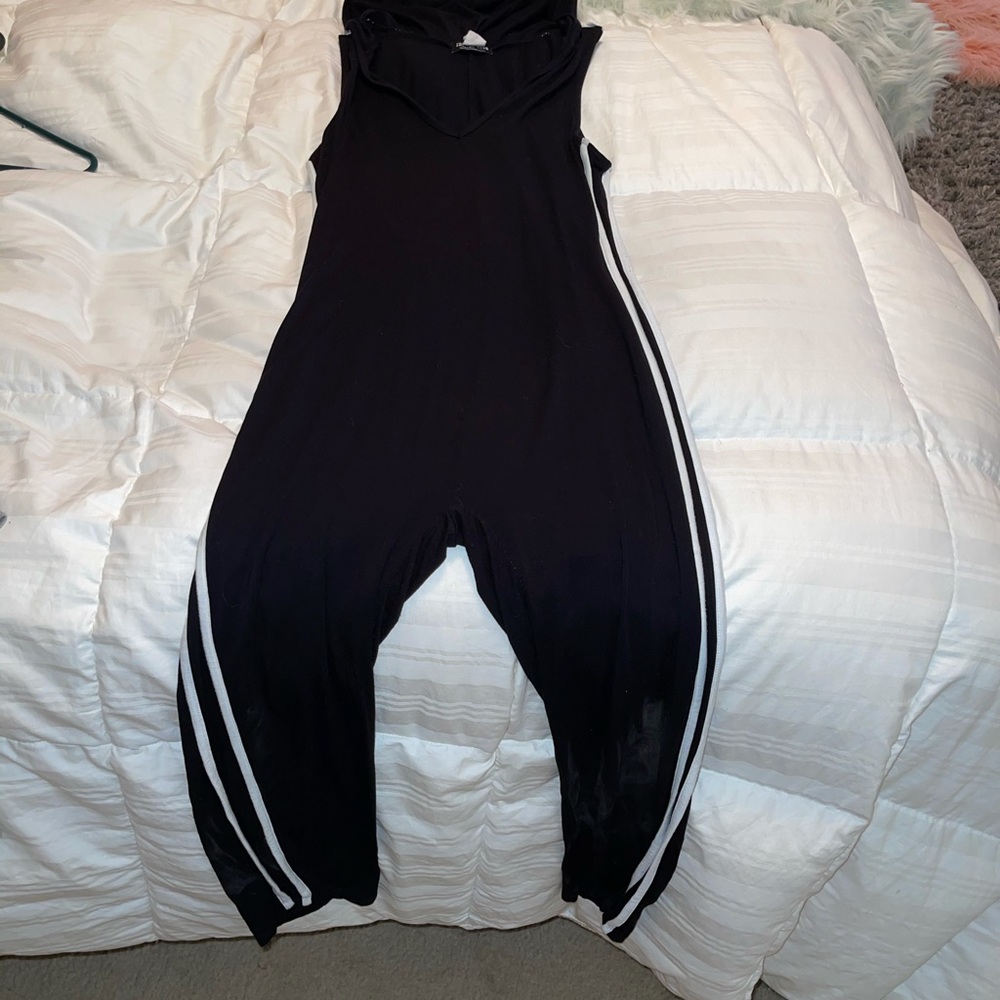 Hoodie one piece mid leg jump suit